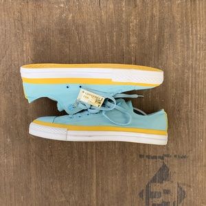 Converse all stars low